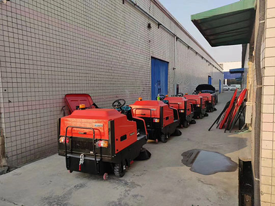 道路掃地機需注意這幾點不正確的使用方式