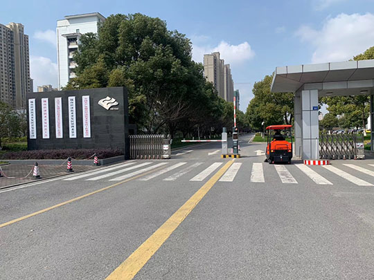 工廠掃地機(jī)價格